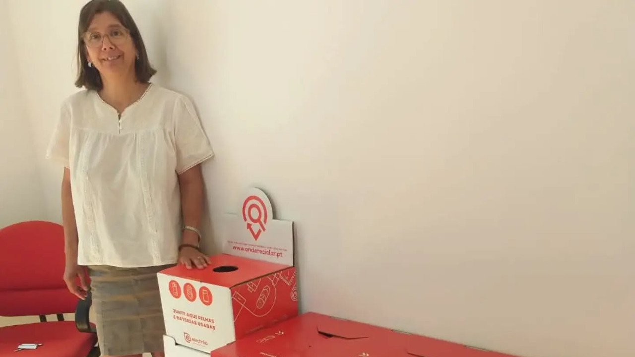 Ponto de recolha de equipamentos elétricos e eletrónicos